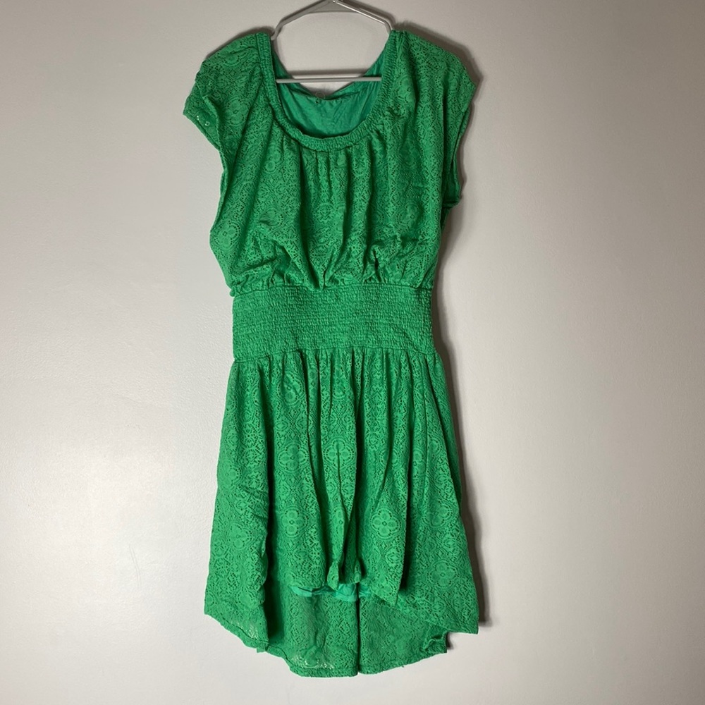 Green lace short sleeve dress
